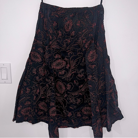 Threads Vintage Woman’s Sz M Strapless Babydoll Dress Black w/ Red Floral - Picture 3 of 14